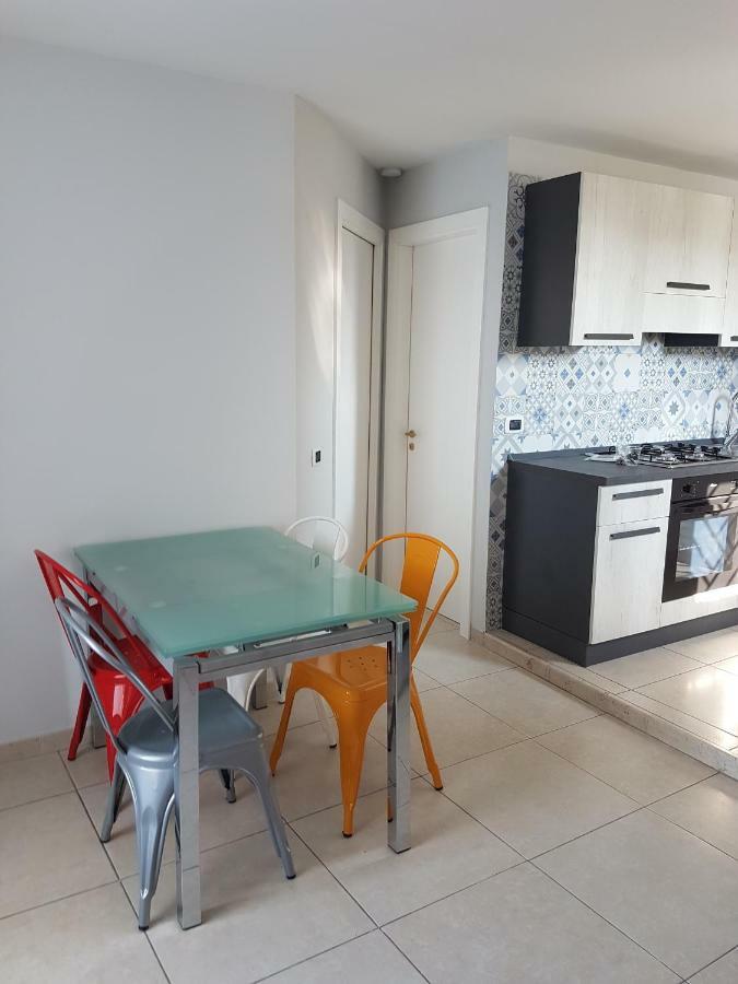 Attico Con Terrazza A Bari Apartment ภายนอก รูปภาพ