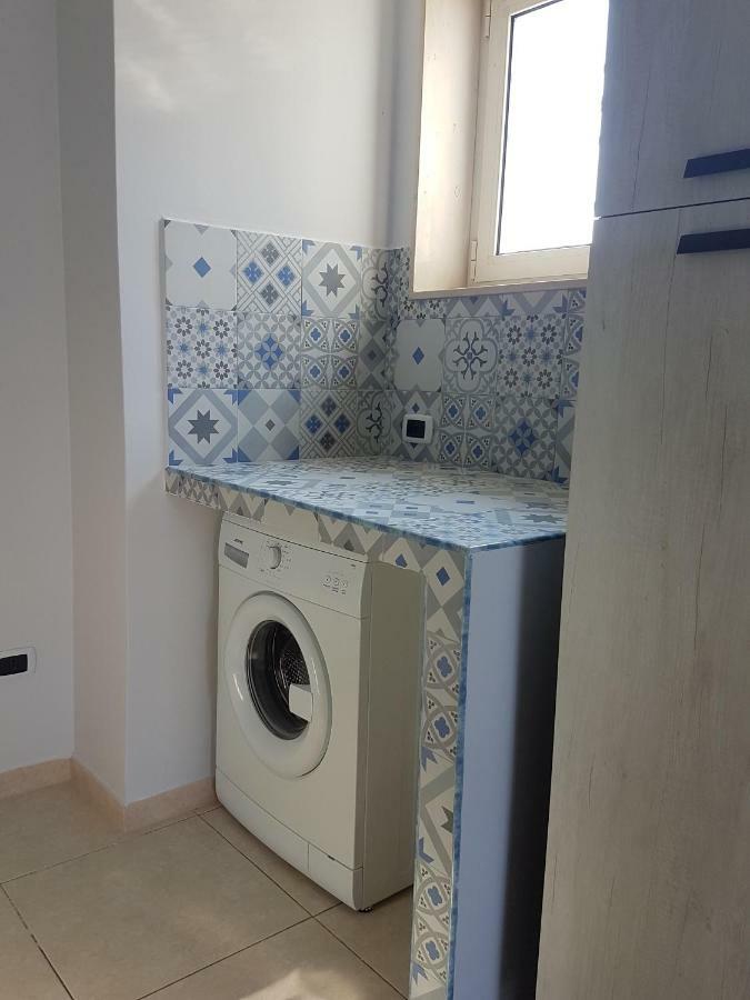 Attico Con Terrazza A Bari Apartment ภายนอก รูปภาพ