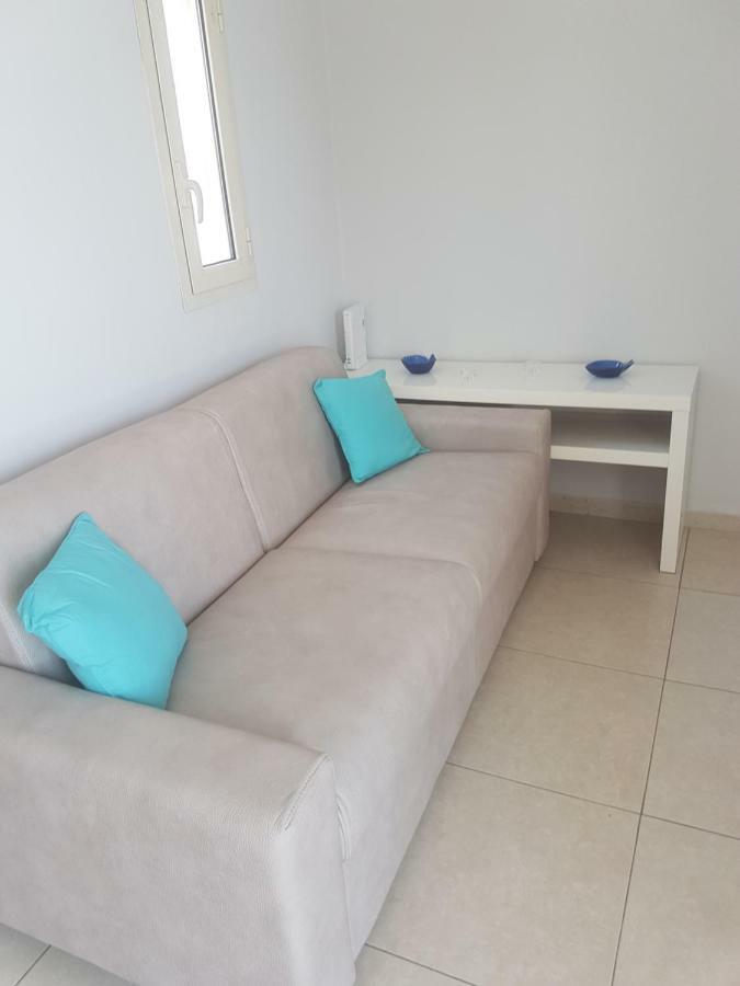 Attico Con Terrazza A Bari Apartment ภายนอก รูปภาพ